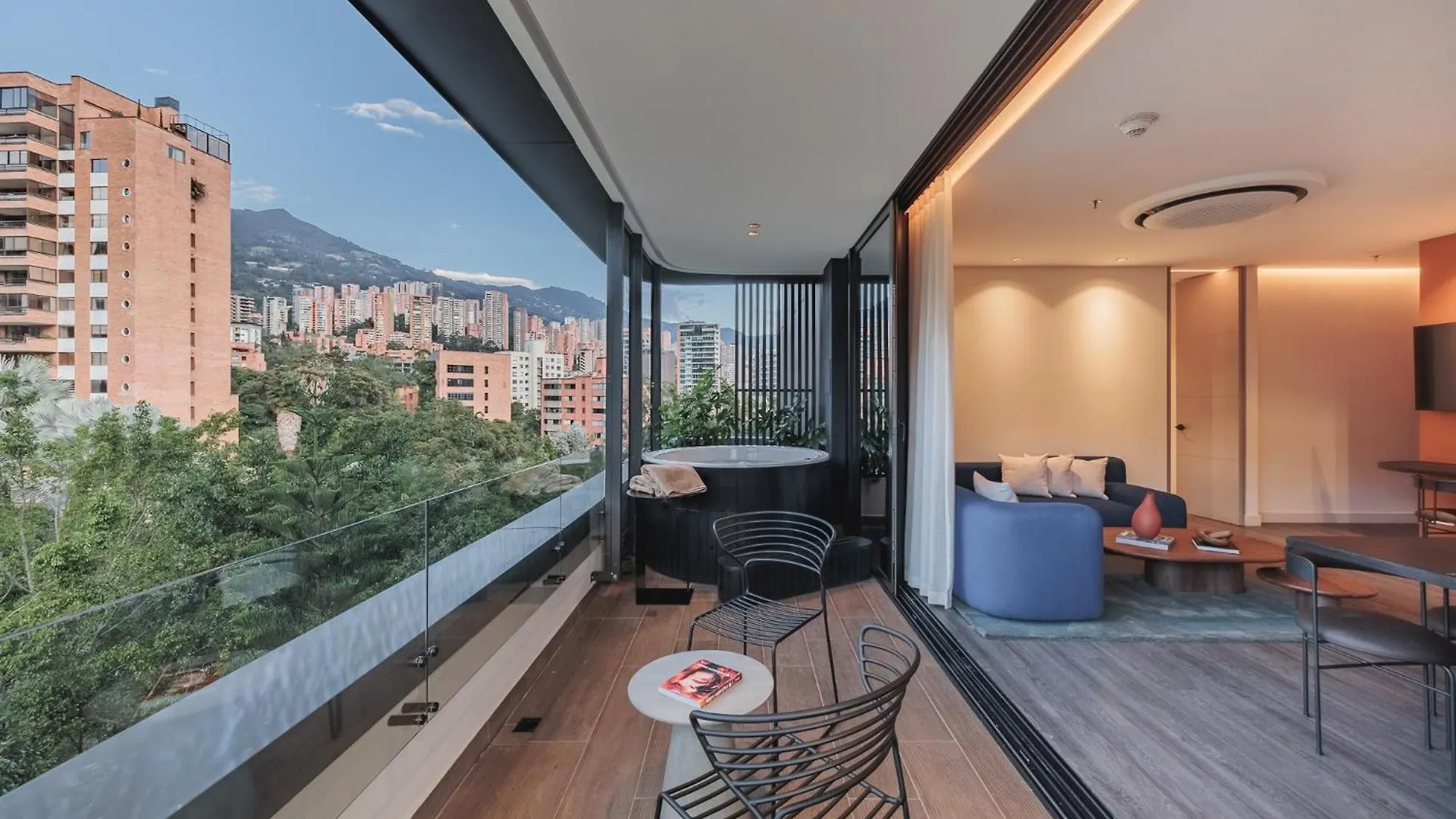 Nock - Reserved Residences Medellín 0*,