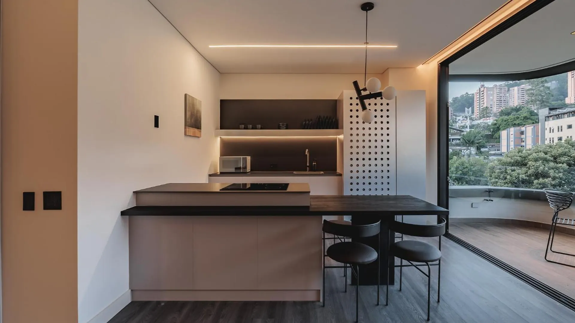 Nock - Reserved Residences Μεντεγίν