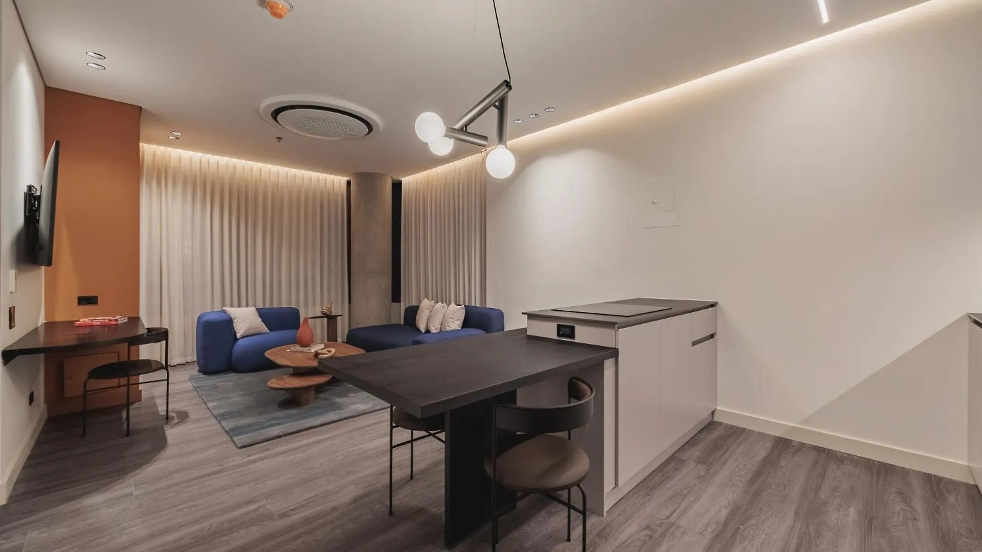 Nock - Reserved Residences Μεντεγίν